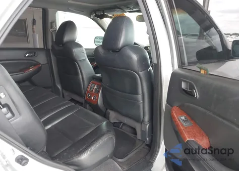 2005 Acura Mdx Touring z USA, uszkodzony, nr VIN 2HNYD18635H548125